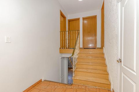 Photo 20 at 4104 Brandon Gate, Malton, Mississauga