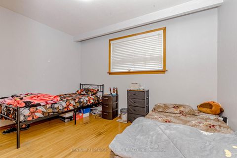 Photo 21 at 4104 Brandon Gate, Malton, Mississauga