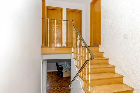 Photo 30 at 4104 Brandon Gate, Malton, Mississauga