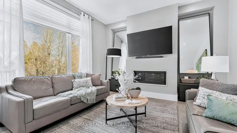 Photo 4 at 12 Elaine Lennox Court, Rouge E11, Toronto