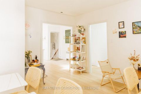 Photo 13 at 2nd Fl - 5463 Yonge Street, Willowdale East, Toronto