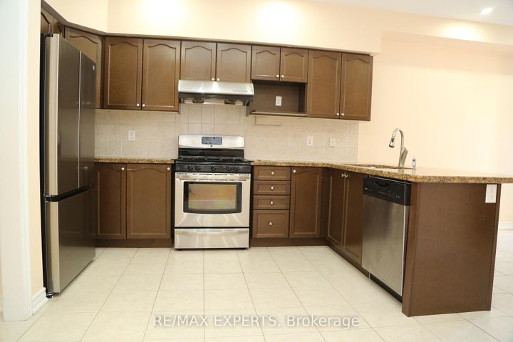 Photo 5 at 1437 Kerrydale Avenue, Rural Pickering, Pickering