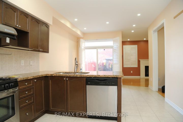 Photo 8 at 1437 Kerrydale Avenue, Rural Pickering, Pickering