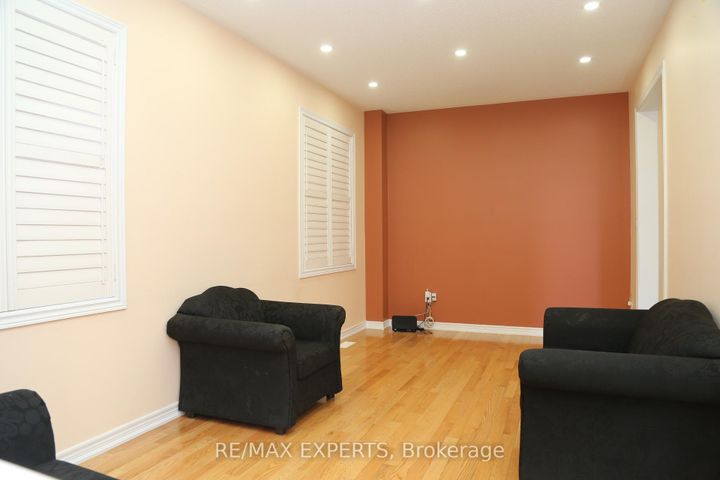 Photo 13 at 1437 Kerrydale Avenue, Rural Pickering, Pickering