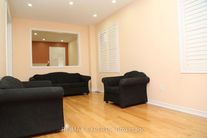 Photo 14 at 1437 Kerrydale Avenue, Rural Pickering, Pickering