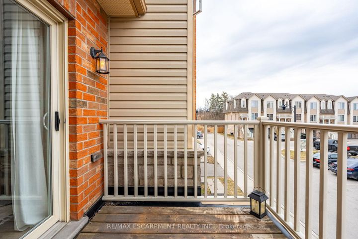 Photo 27 at 5 - 11 Stockbridge Gardens, Stoney Creek Mountain, Hamilton