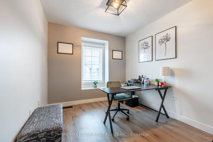 Photo 38 at 5 - 11 Stockbridge Gardens, Stoney Creek Mountain, Hamilton