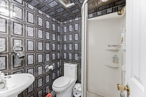 Photo 28 at 4 - 415 Silverstone Drive, Clairville, Toronto