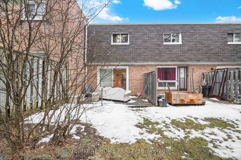 Photo 33 at 4 - 415 Silverstone Drive, Clairville, Toronto