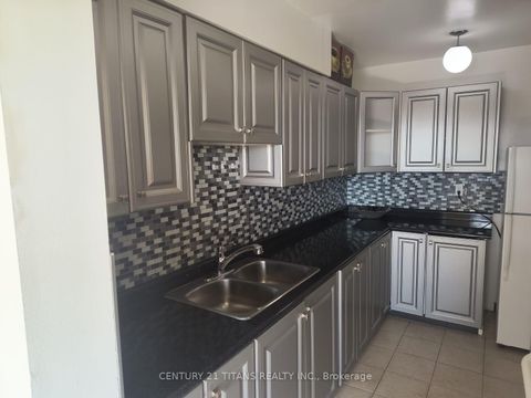 Photo 5 at 907 - 301 Prudential Drive, Dorset Park, Toronto