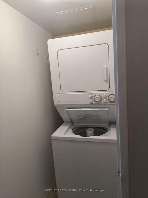 Photo 12 at 907 - 301 Prudential Drive, Dorset Park, Toronto