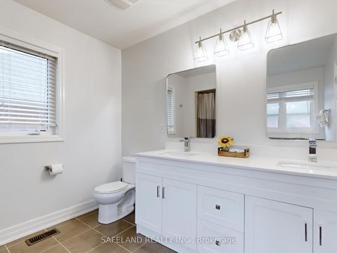 Photo 22 at 14 Grey Wing Avenue, Keswick South, Georgina