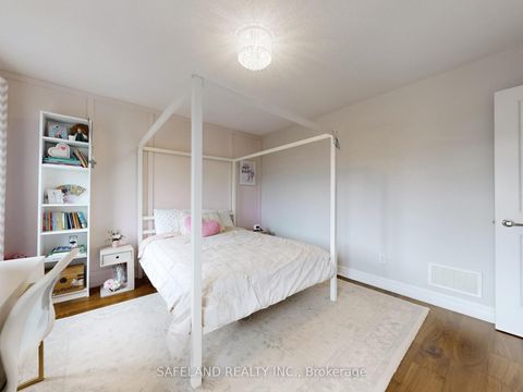 Photo 29 at 14 Grey Wing Avenue, Keswick South, Georgina