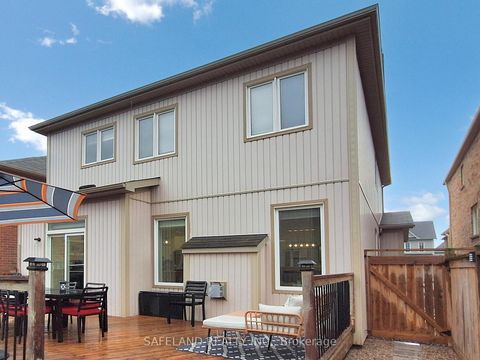 Photo 37 at 14 Grey Wing Avenue, Keswick South, Georgina