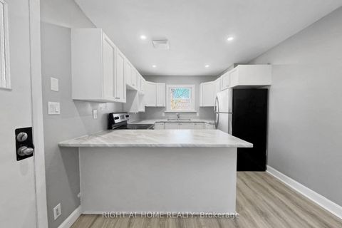 Photo 8 at 19 Alfred Street W, Allandale, Barrie