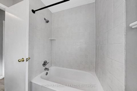 Photo 19 at 19 Alfred Street W, Allandale, Barrie