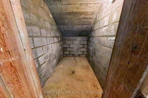 Photo 32 at 19 Alfred Street W, Allandale, Barrie