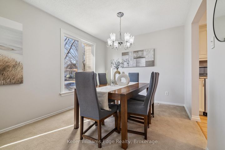 Photo 10 at 2268 Wyandotte Drive, WO West, Oakville