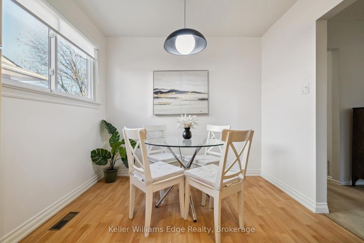 Photo 14 at 2268 Wyandotte Drive, WO West, Oakville