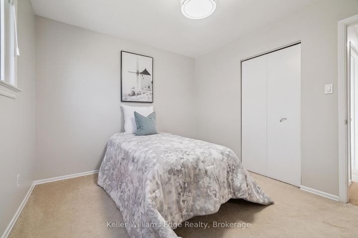 Photo 24 at 2268 Wyandotte Drive, WO West, Oakville