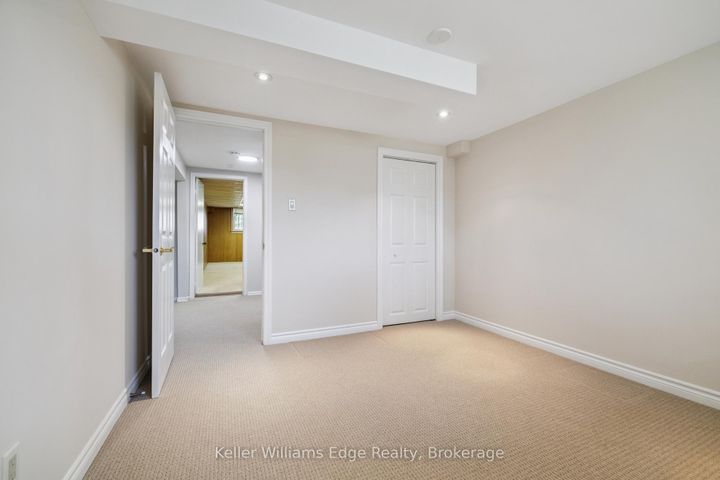 Photo 36 at 2268 Wyandotte Drive, WO West, Oakville