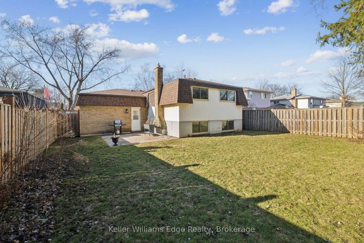 Photo 43 at 2268 Wyandotte Drive, WO West, Oakville