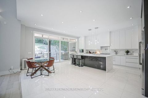 Photo 12 at 263 East Avenue, Rouge E10, Toronto