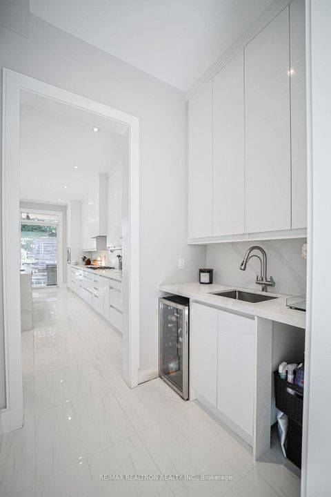 Photo 14 at 263 East Avenue, Rouge E10, Toronto