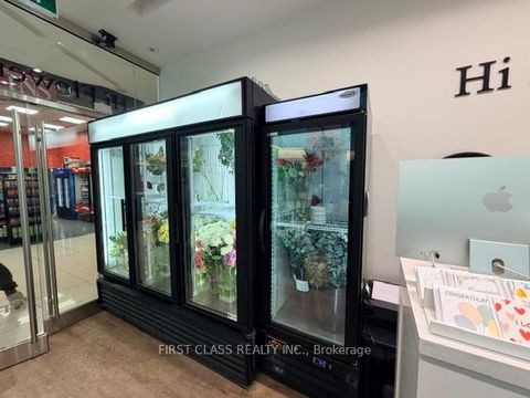 Photo 3 at 105 - 2 St. Clair Avenue E, Moore Park, Toronto