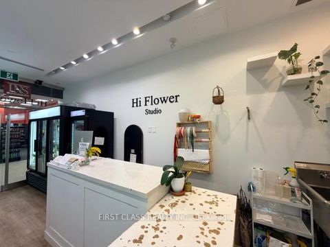 Photo 5 at 105 - 2 St. Clair Avenue E, Moore Park, Toronto