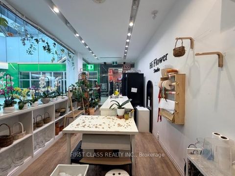 Photo 6 at 105 - 2 St. Clair Avenue E, Moore Park, Toronto