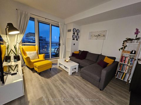 Photo 7 at 801 - 2369 Danforth Avenue, Danforth, Toronto