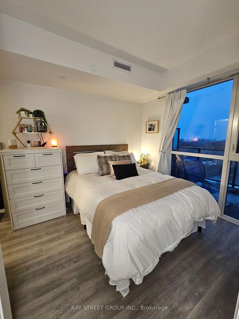 Photo 11 at 801 - 2369 Danforth Avenue, Danforth, Toronto