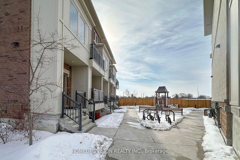 Photo 2 at 12 - 490 Beresford Path, Central, Oshawa