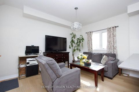 Photo 7 at 12 - 490 Beresford Path, Central, Oshawa