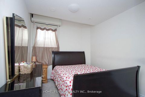 Photo 11 at 12 - 490 Beresford Path, Central, Oshawa