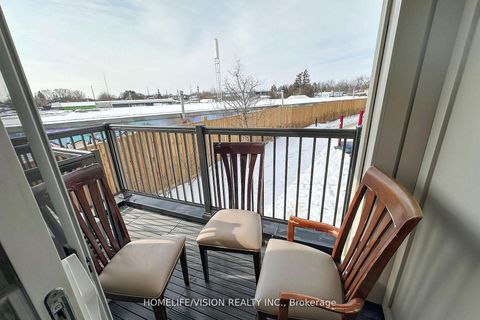 Photo 14 at 12 - 490 Beresford Path, Central, Oshawa