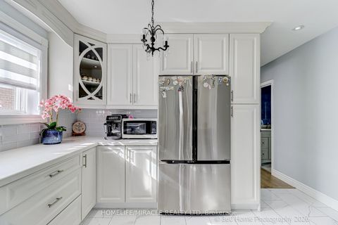 Photo 11 at 78 Cherrylawn Avenue, Humber Summit, Toronto