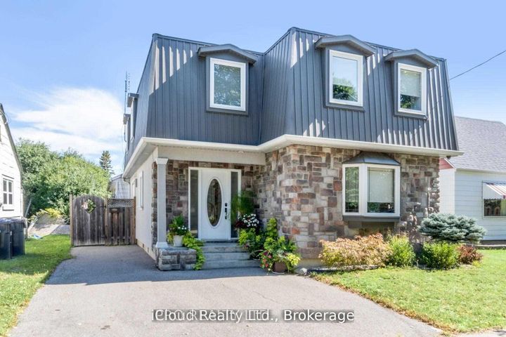 Photo 4 at 18 Sunset Boulevard, Brampton West, Brampton