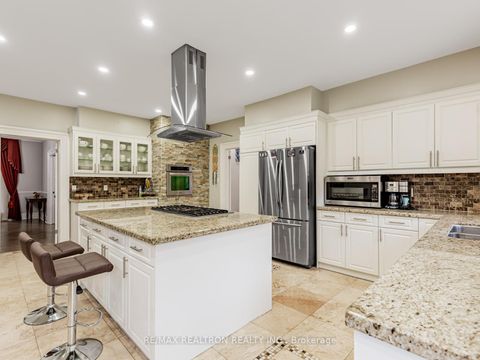 Photo 14 at 33 Carolwood Crescent, Rouge River Estates, Markham