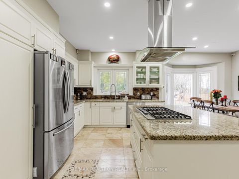 Photo 15 at 33 Carolwood Crescent, Rouge River Estates, Markham