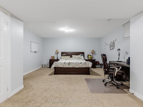 Photo 20 at 33 Carolwood Crescent, Rouge River Estates, Markham