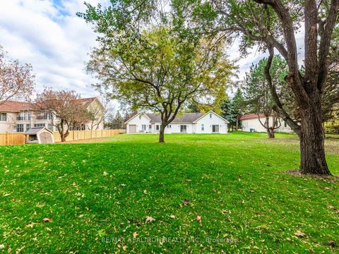 Photo 35 at 33 Carolwood Crescent, Rouge River Estates, Markham