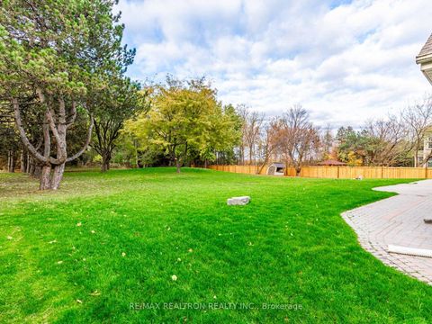 Photo 36 at 33 Carolwood Crescent, Rouge River Estates, Markham