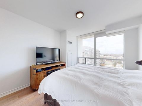 Photo 15 at PH10 - 9017 Leslie Street, Beaver Creek Business Park, Richmond Hill