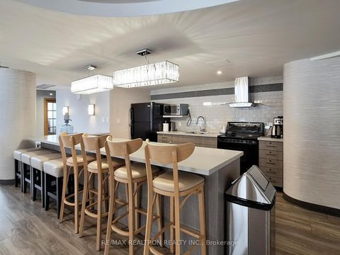 Photo 33 at PH10 - 9017 Leslie Street, Beaver Creek Business Park, Richmond Hill