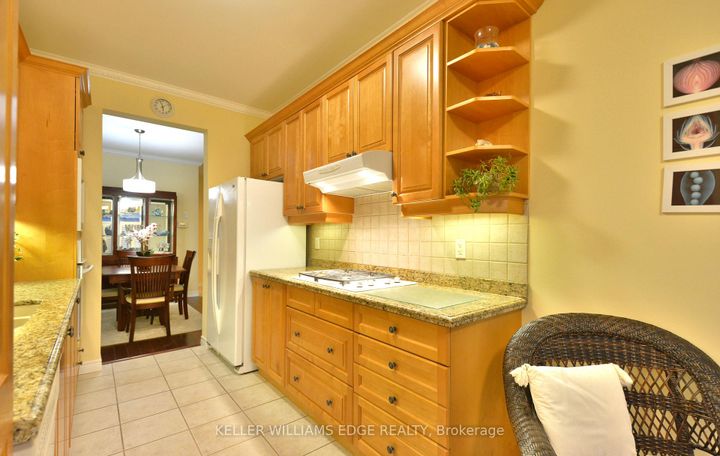 Photo 8 at 41 - 2165 Itabashi Way, Tansley, Burlington