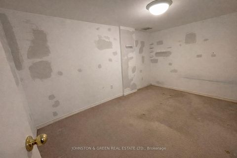 Photo 20 at 154 Glebemount Avenue, East York, Toronto