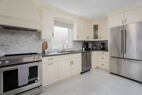 Photo 17 at 56 Nelson Circle, Armitage, Newmarket