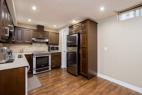 Photo 37 at 56 Nelson Circle, Armitage, Newmarket